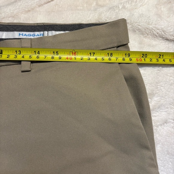 Haggar Men's Chinos 36 x 32 Khaki Lightweight Classic Fit Cool 18 Pro - Picture 8 of 10